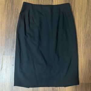 MM Lafleur Classic Black Pencil Skirt